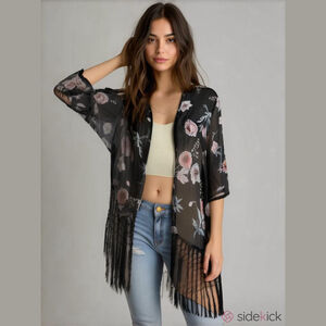 Torrid Black Floral Oversized Kimono Size 00/0 Bohemian